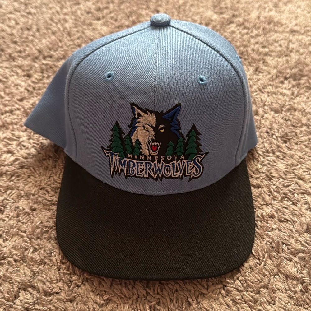 GREAT CONDITION Minnesota Timberwolves Hat